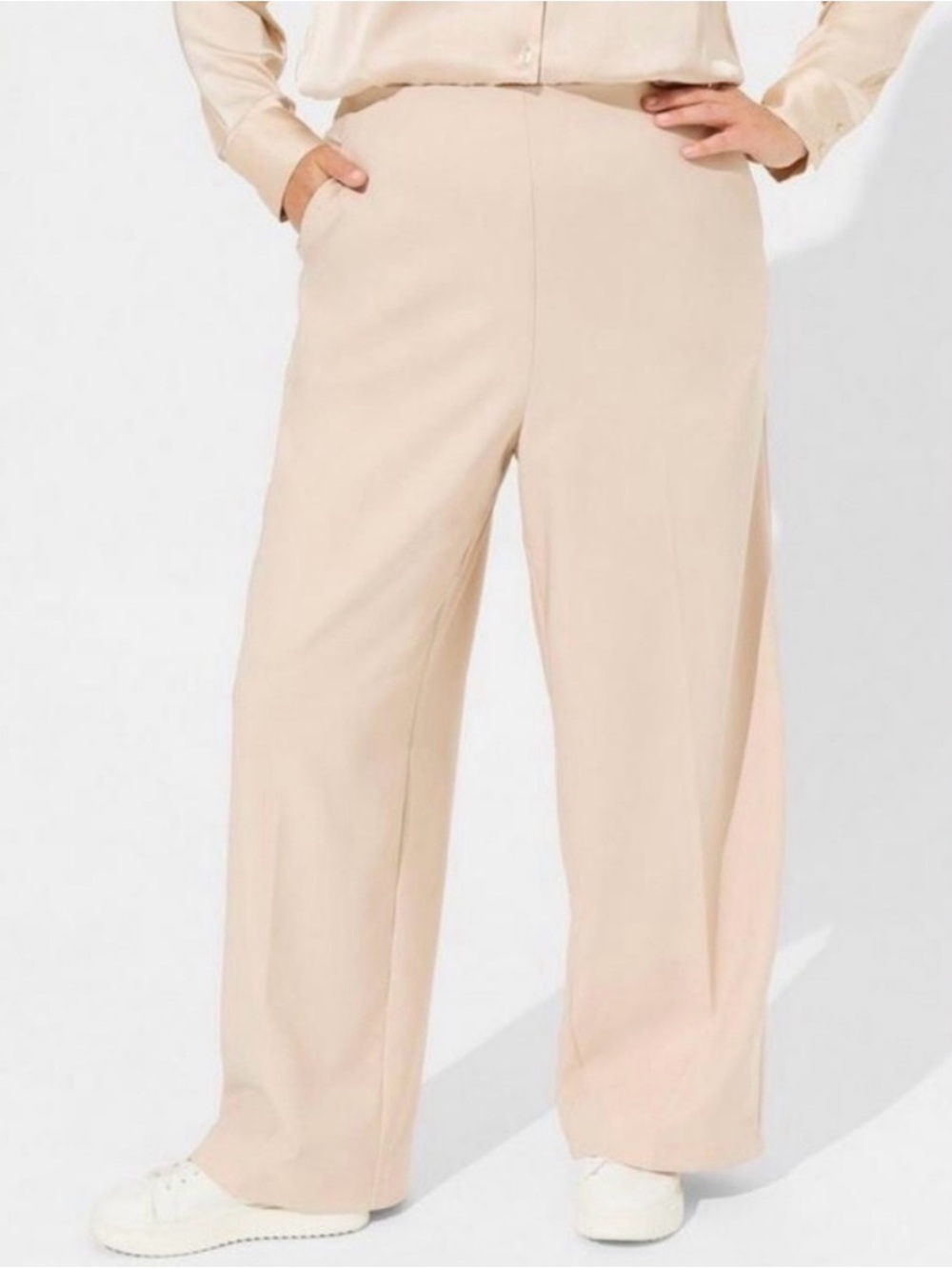 Torrid Pull On Wide Leg Women's Pants in Light Tan (Petite Plus - 2X Short)